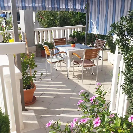 Apartments Slijepcevic Hvar Town Exterior photo